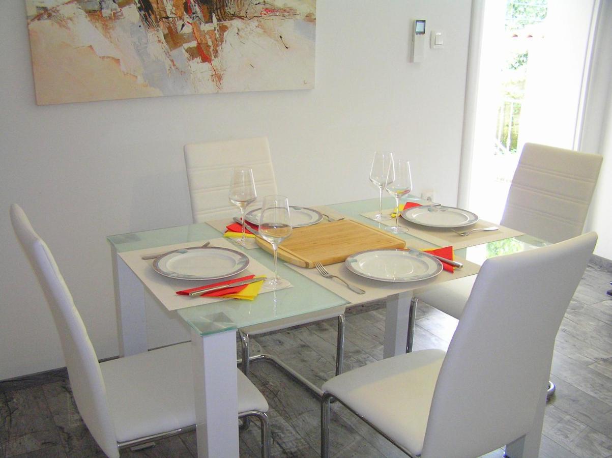 Apartment Bougainvilla Opatija Bagian luar foto